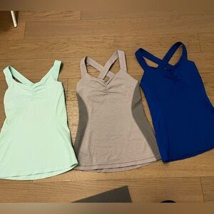 Lululemon Criss Cross Back extra support tank - Set of 3
